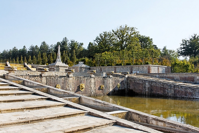 Chateau du Champ de Bataille-148
